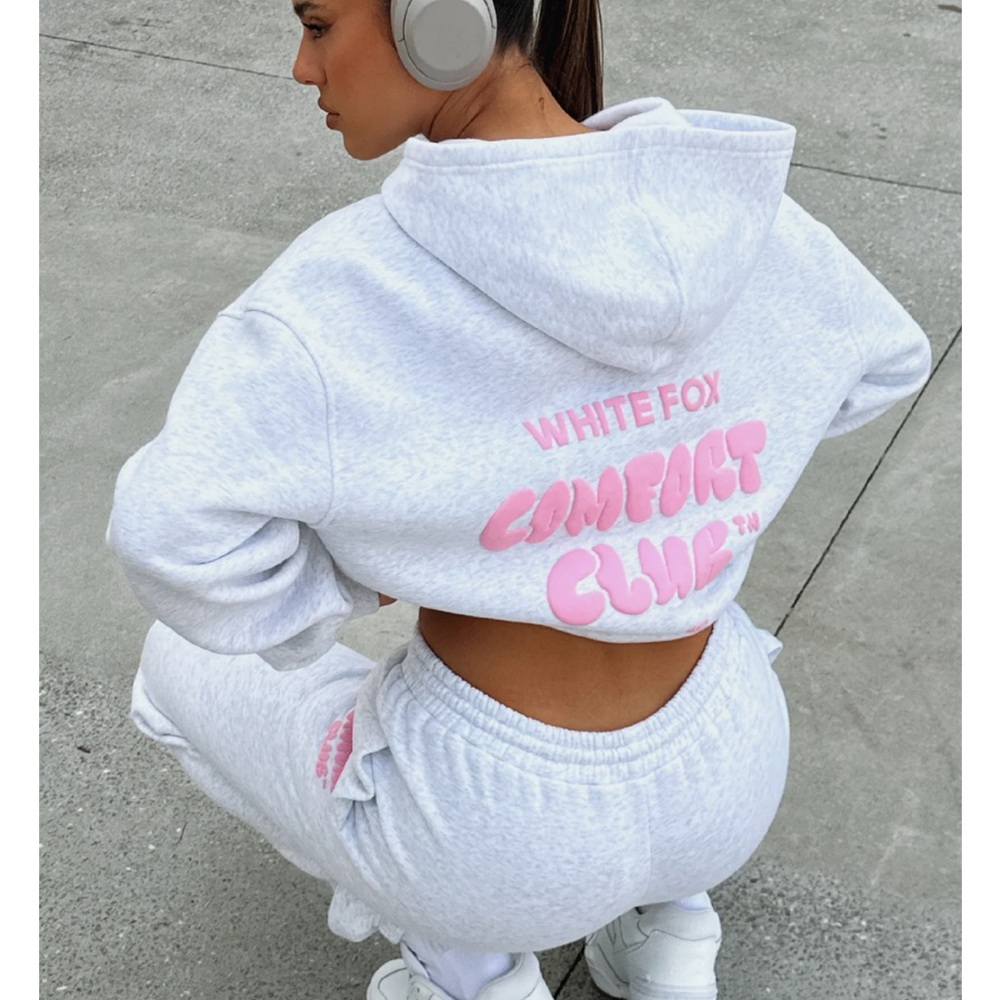 NWT White Fox Boutique sweatshirt